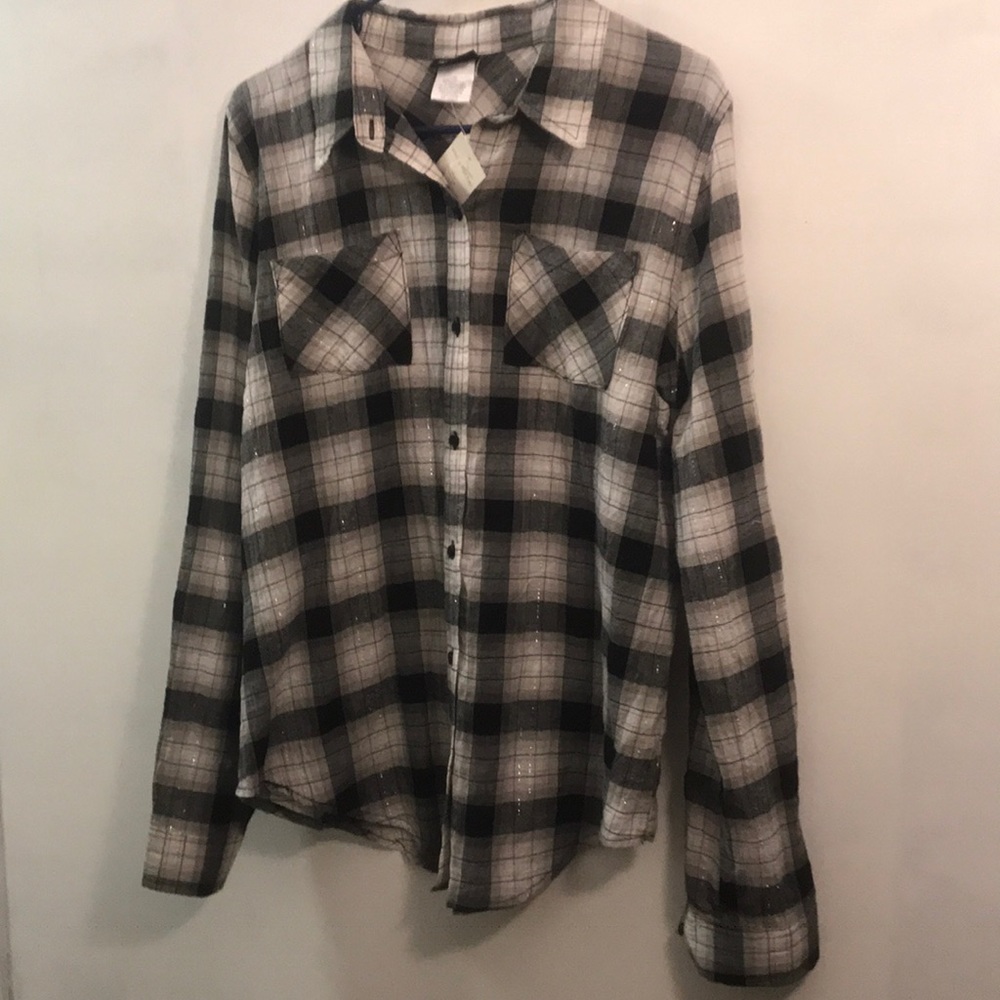 Plaid Lightweight Flannel Style Shirt